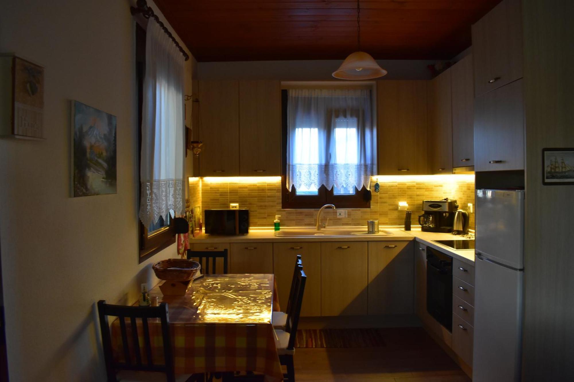 Konaki Guesthouse 奥马斯帕纳吉亚斯 外观 照片