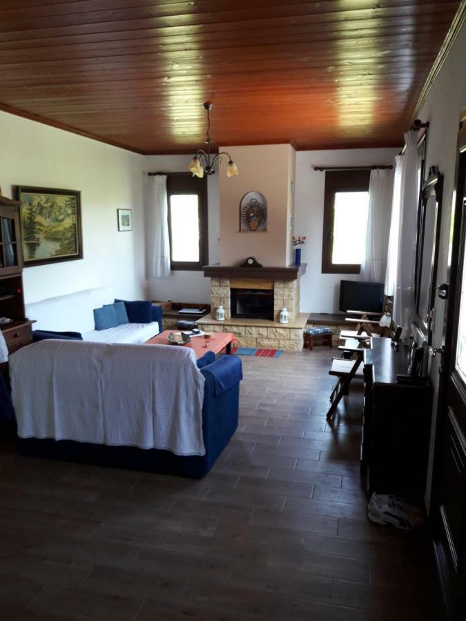Konaki Guesthouse 奥马斯帕纳吉亚斯 外观 照片