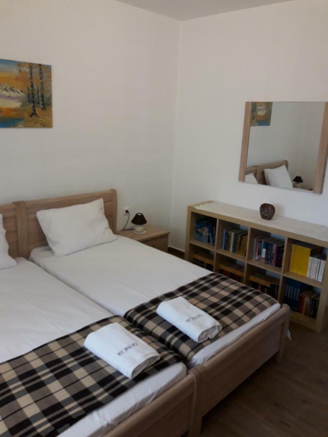 Konaki Guesthouse 奥马斯帕纳吉亚斯 外观 照片