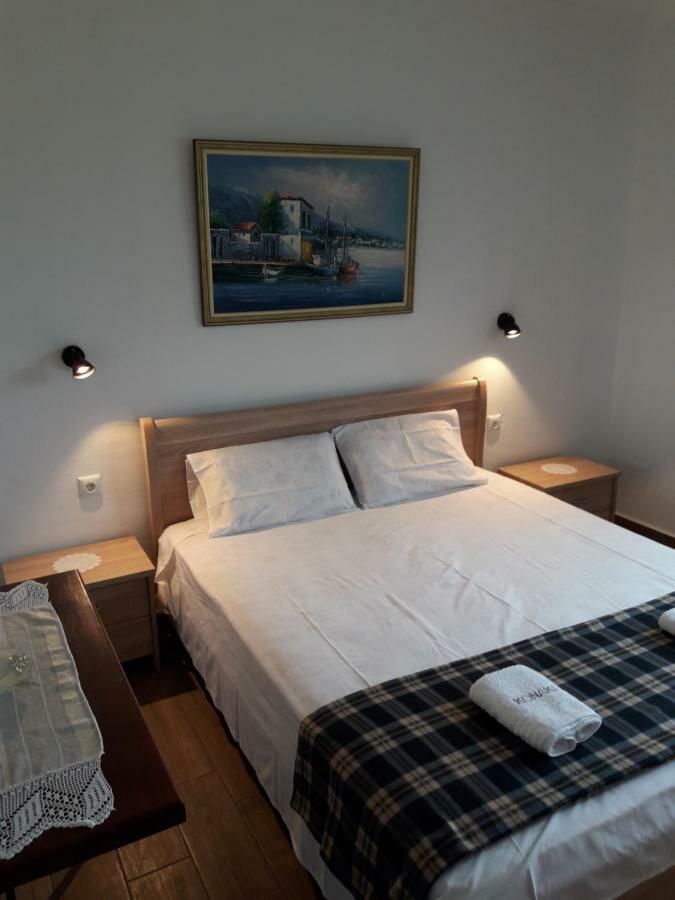 Konaki Guesthouse 奥马斯帕纳吉亚斯 外观 照片